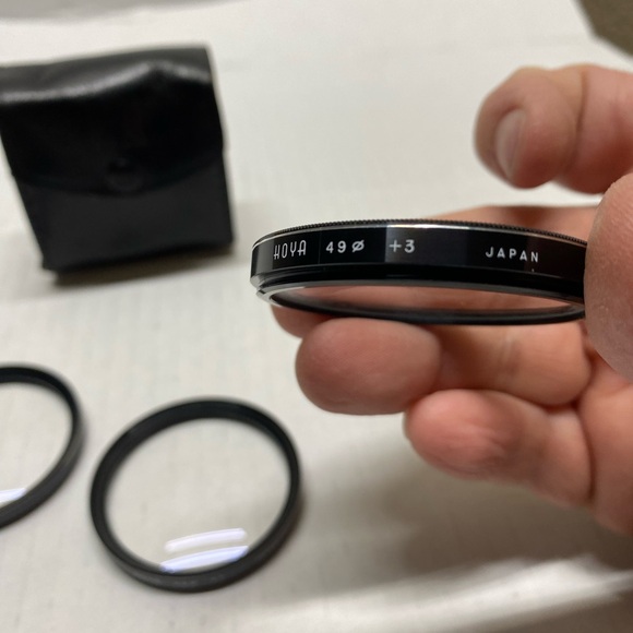 *M5 Hoya 49mm Close-Up Filter Set includes three filters with diopter strengths - Picture 6 of 12